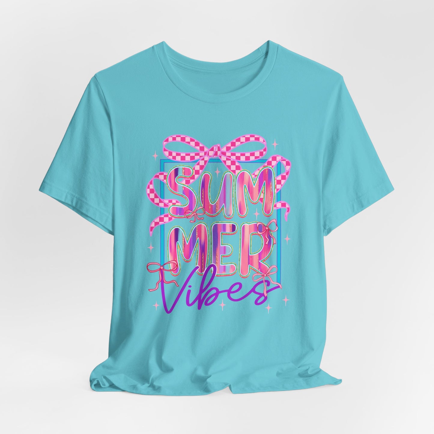 ☀️ Camiseta Summer Vibes: una camiseta gráfica bonita y cómoda para días de playa, barbacoas y vacaciones.