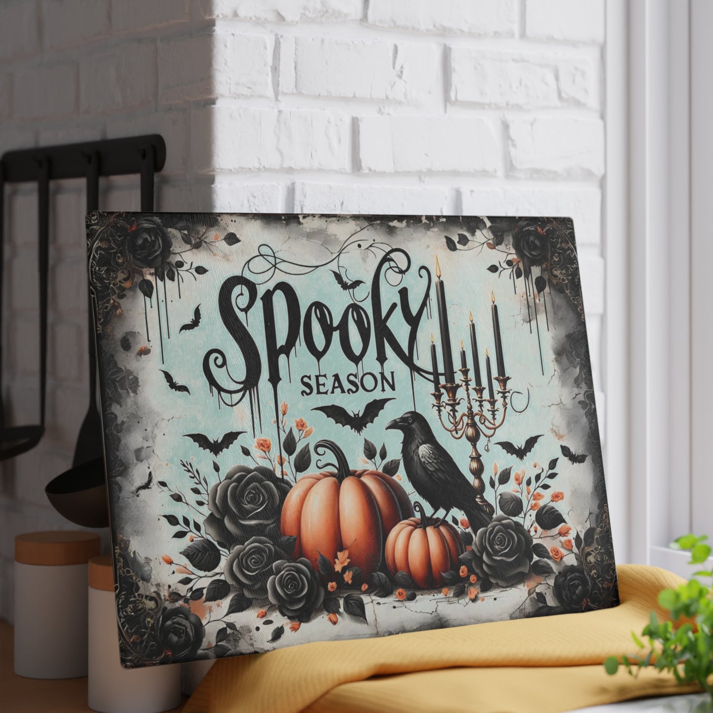 🎃 Spooky Season Halloween Pumpkins & Raven Cutting Board – Gothic Autumn Kitchen Décor