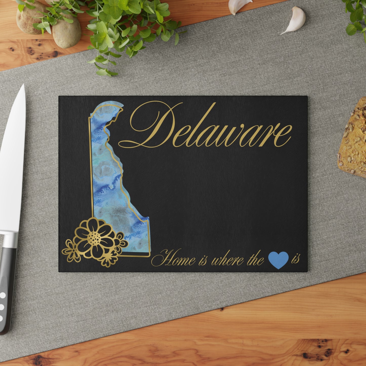 💠 Delaware Floral State Cutting Board – Coastal Charm in Elegant Blue & Gold 🌊