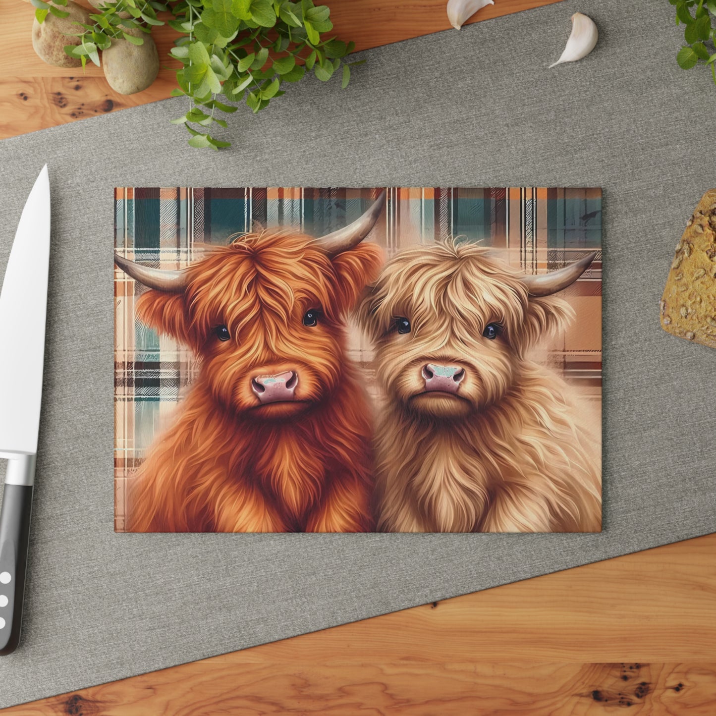 🐂 Plaid Highland Cow Pair Cutting Board – Country Charm with Cozy Cottage Style