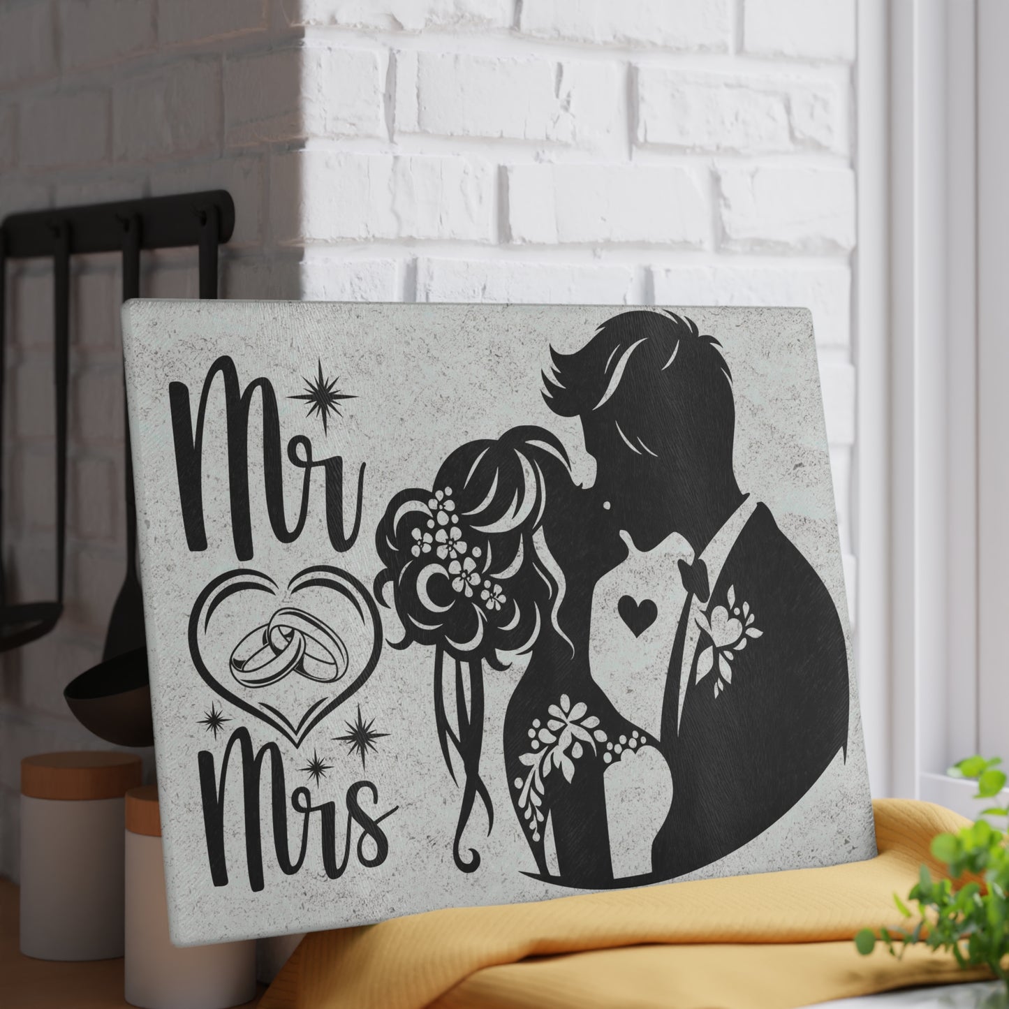 Tabla de cortar para boda de Sr. y Sra.: un elegante romance playero para tu cocina