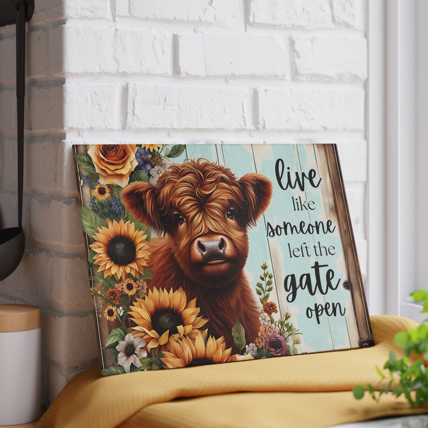 🐮🌻 Highland Cow Sunflower Cutting Board – Rustic Farmhouse Charm with Inspirational Quote 🌼🌹