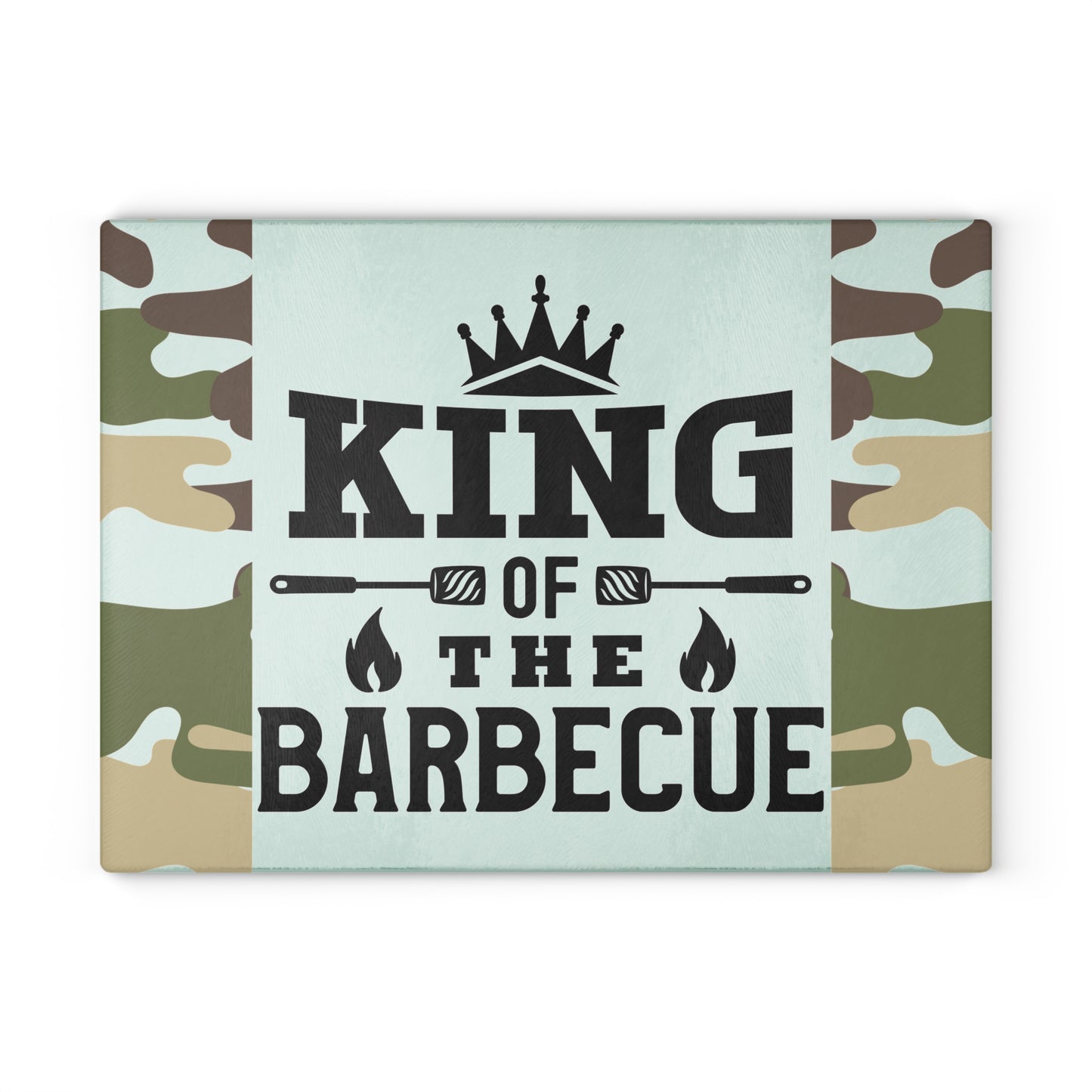 Tabla de cortar de vidrio KING OF THE BARBEQUE – Camuflaje con corona y espátulas 🍖