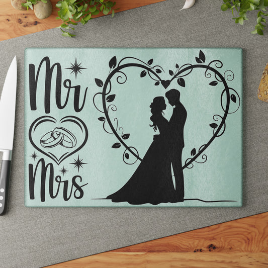 Tabla de cortar para bodas con forma de corazón de Sr. y Sra.: un recuerdo romántico para la cocina