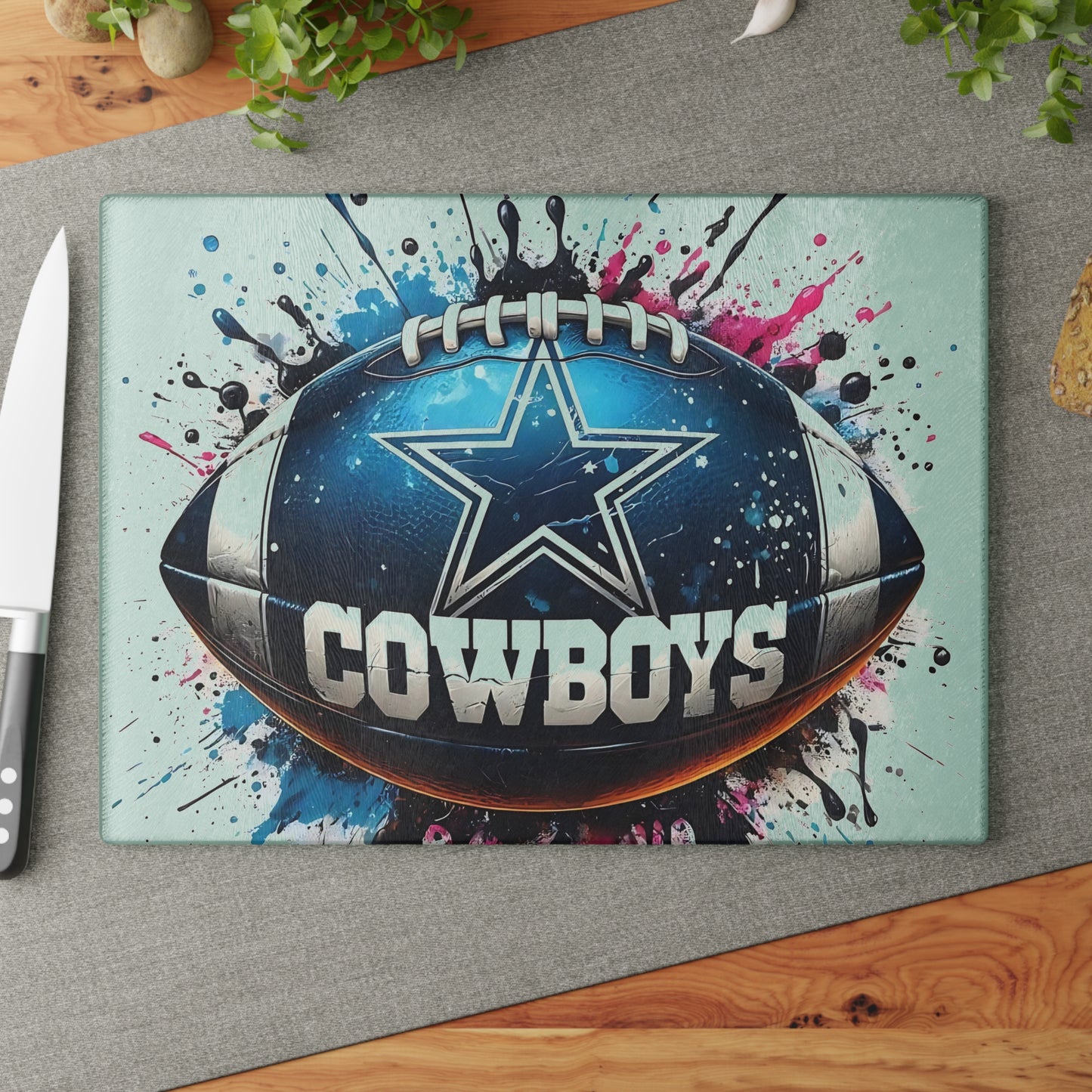 Tabla de cortar de vidrio con diseño de estrellas en azul marino y plateado: un diseño pop art audaz para cocinas contemporáneas