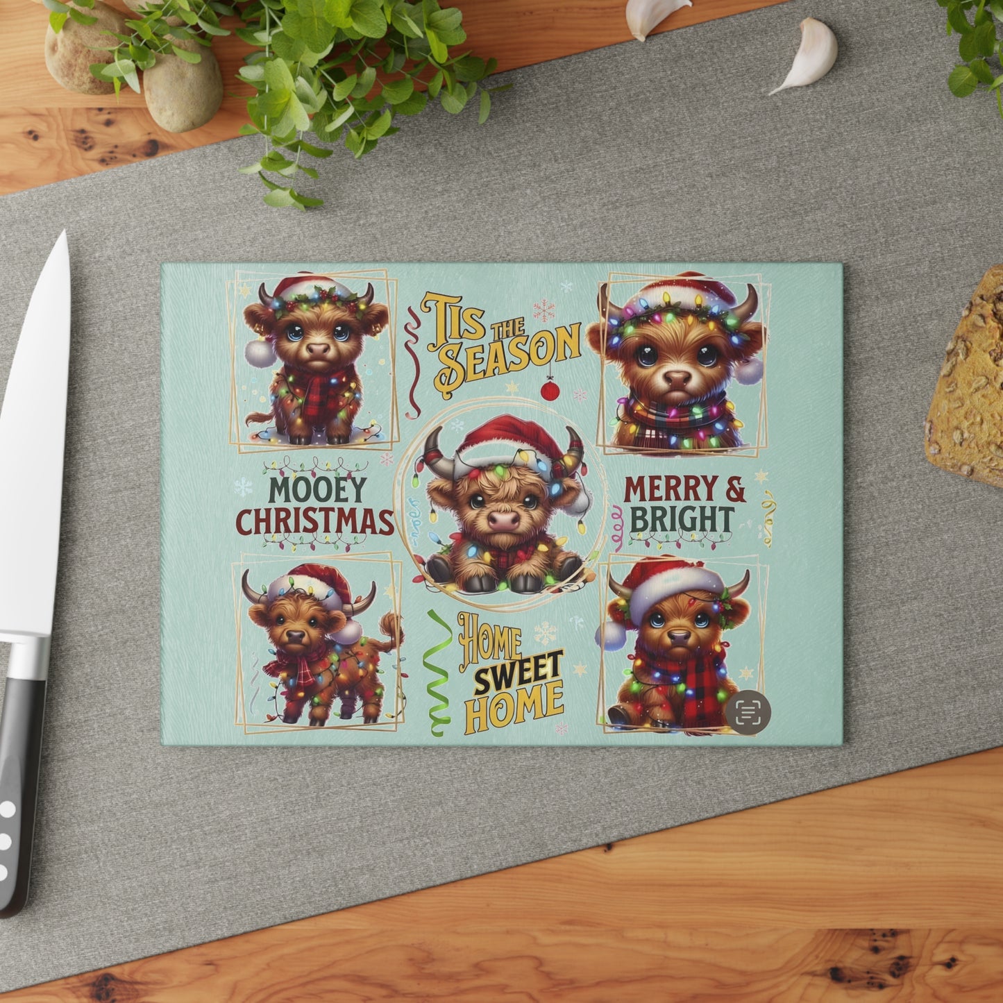 🎄 ’Tis the Season Highland Cow – Merry & Bright Christmas Cutting Board