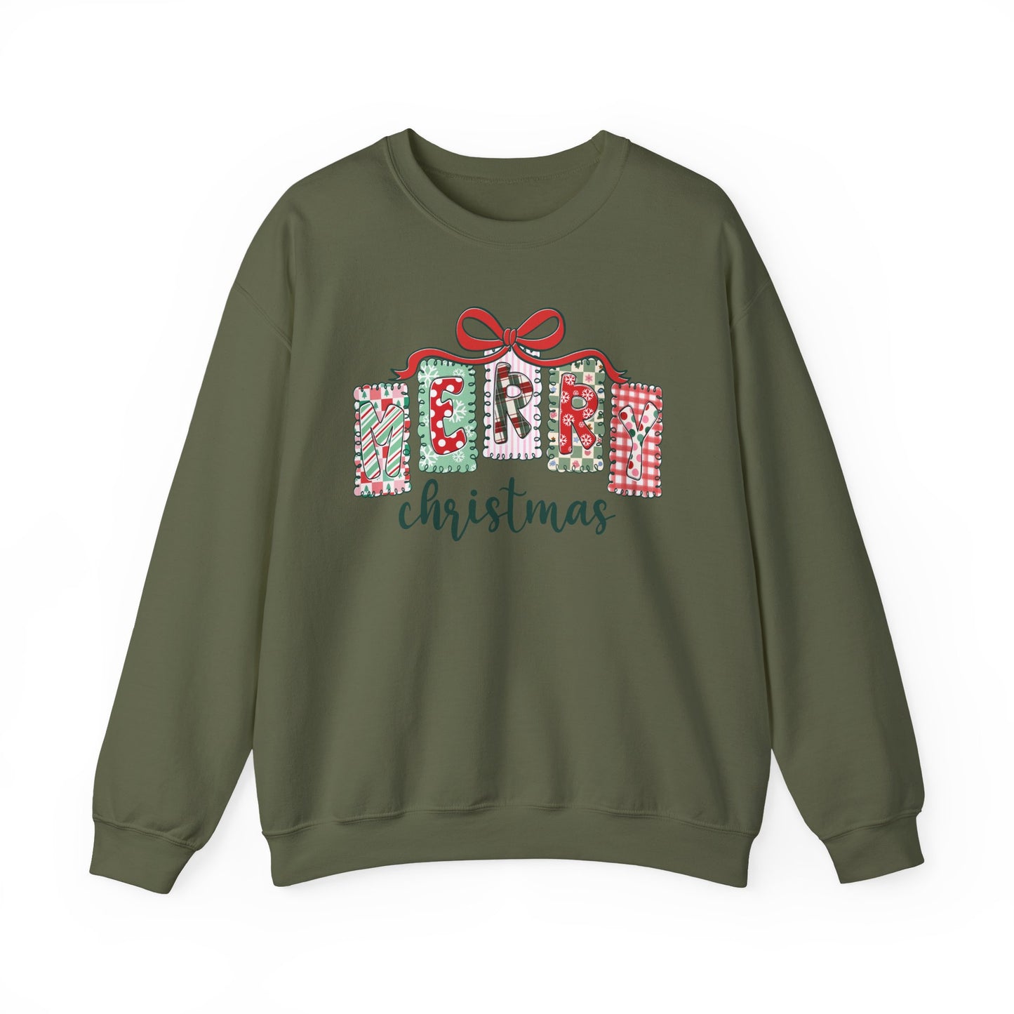 🎀✨ Merry Christmas Sweatshirt – Cozy Patchwork Holiday Crewneck