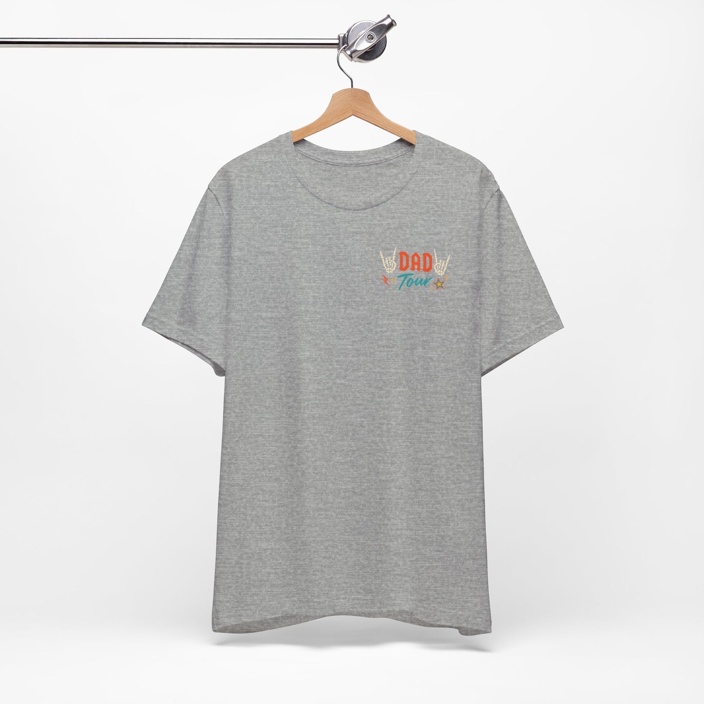 🎤 DAD TOUR – Camiseta divertida para papá inspirada en un concierto