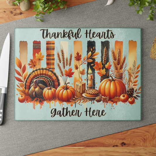 🦃🍂 Thankful Hearts Gather Here Cutting Board – Warm Autumn Charm for Your Kitchen 🕯️🥧