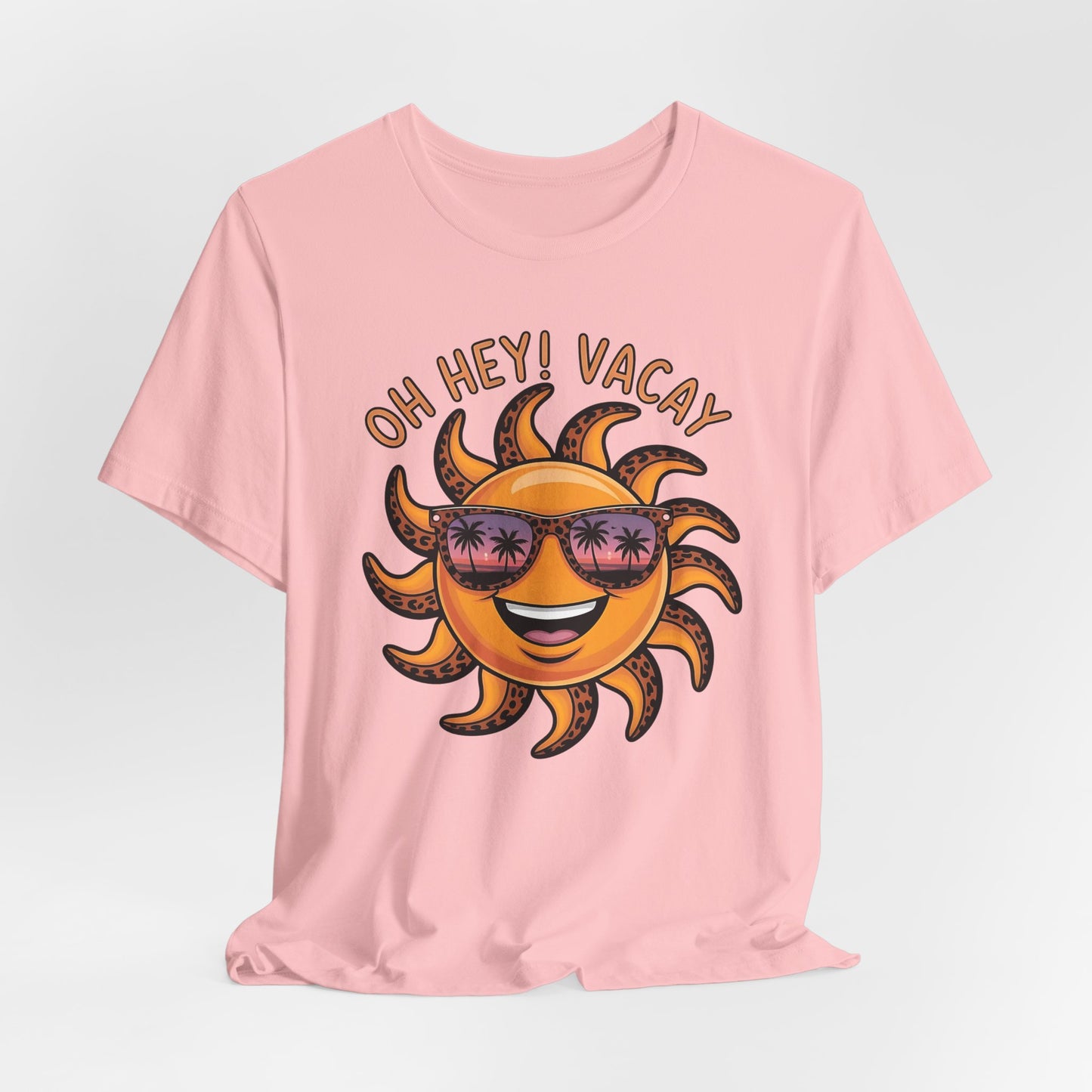 ☀️ ¡Hola! Camiseta de vacaciones – Sol sonriente con gafas de sol | Camiseta gráfica de verano para mujer