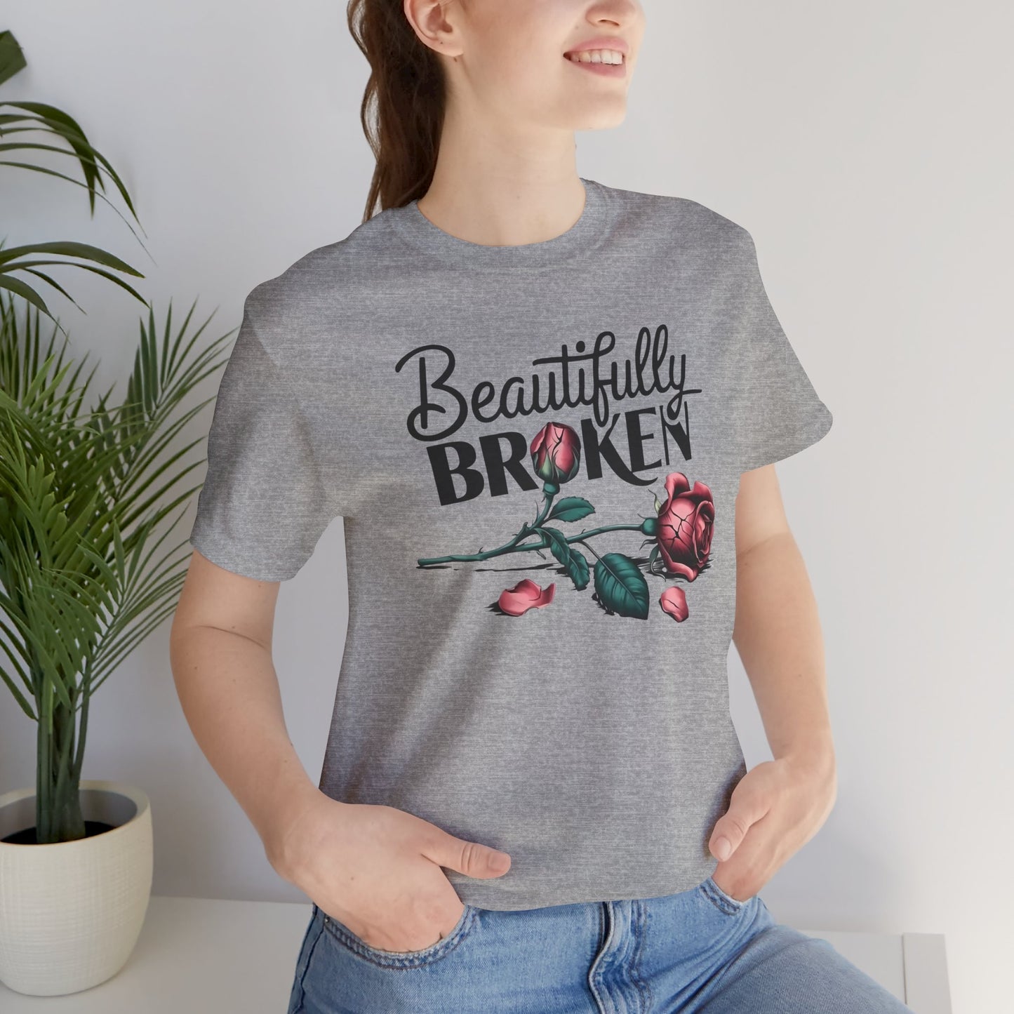 Camiseta Rosa “Beautifully Broken”: una camiseta empoderante con una elegancia suave