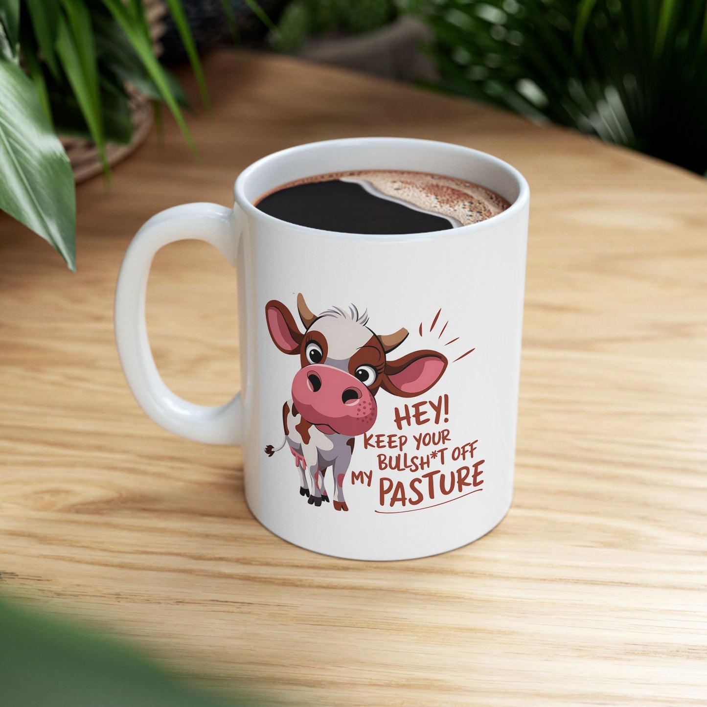 🐮 ¡Mantén tus tonterías lejos de mi pasto! – Taza divertida de vaca para almas atrevidas ☕