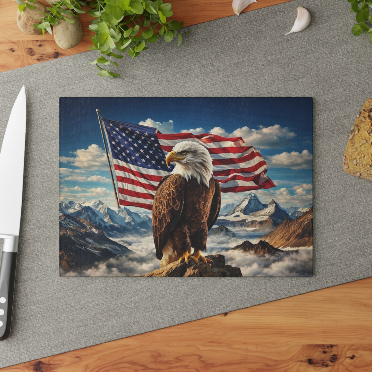 Majestic American Eagle Glass Cutting Board – Patriotic Mountain Landscape Kitchen Art & Display Board