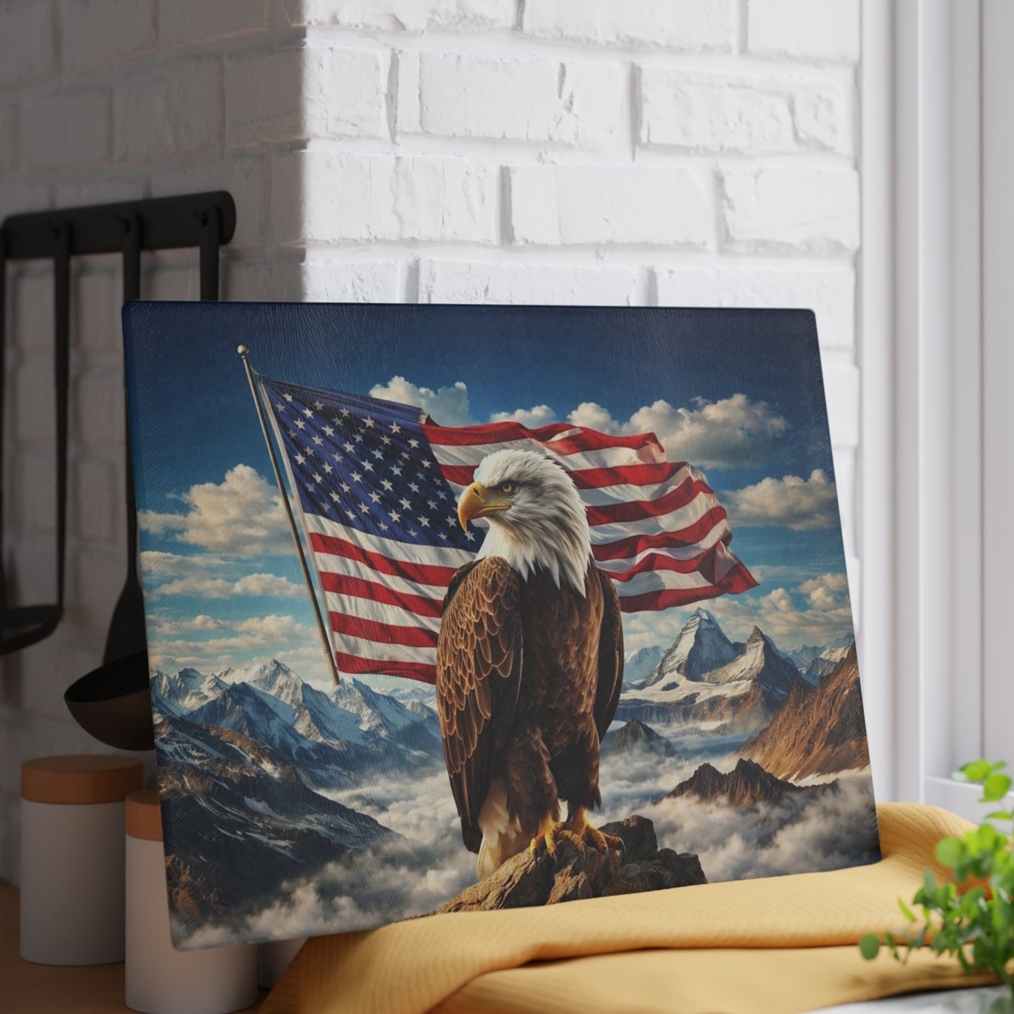 Majestic American Eagle Glass Cutting Board – Patriotic Mountain Landscape Kitchen Art & Display Board