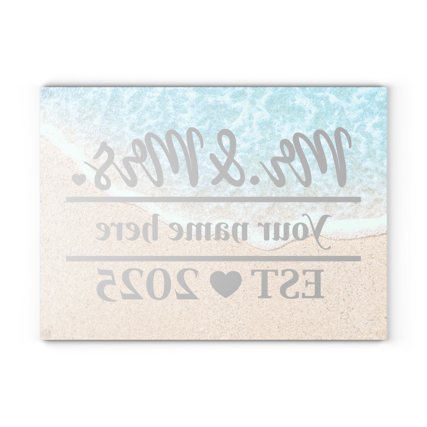 Tabla de cortar Mr. &amp; Mrs. Ocean Shoreline: regalo de boda personalizado con apellido y año