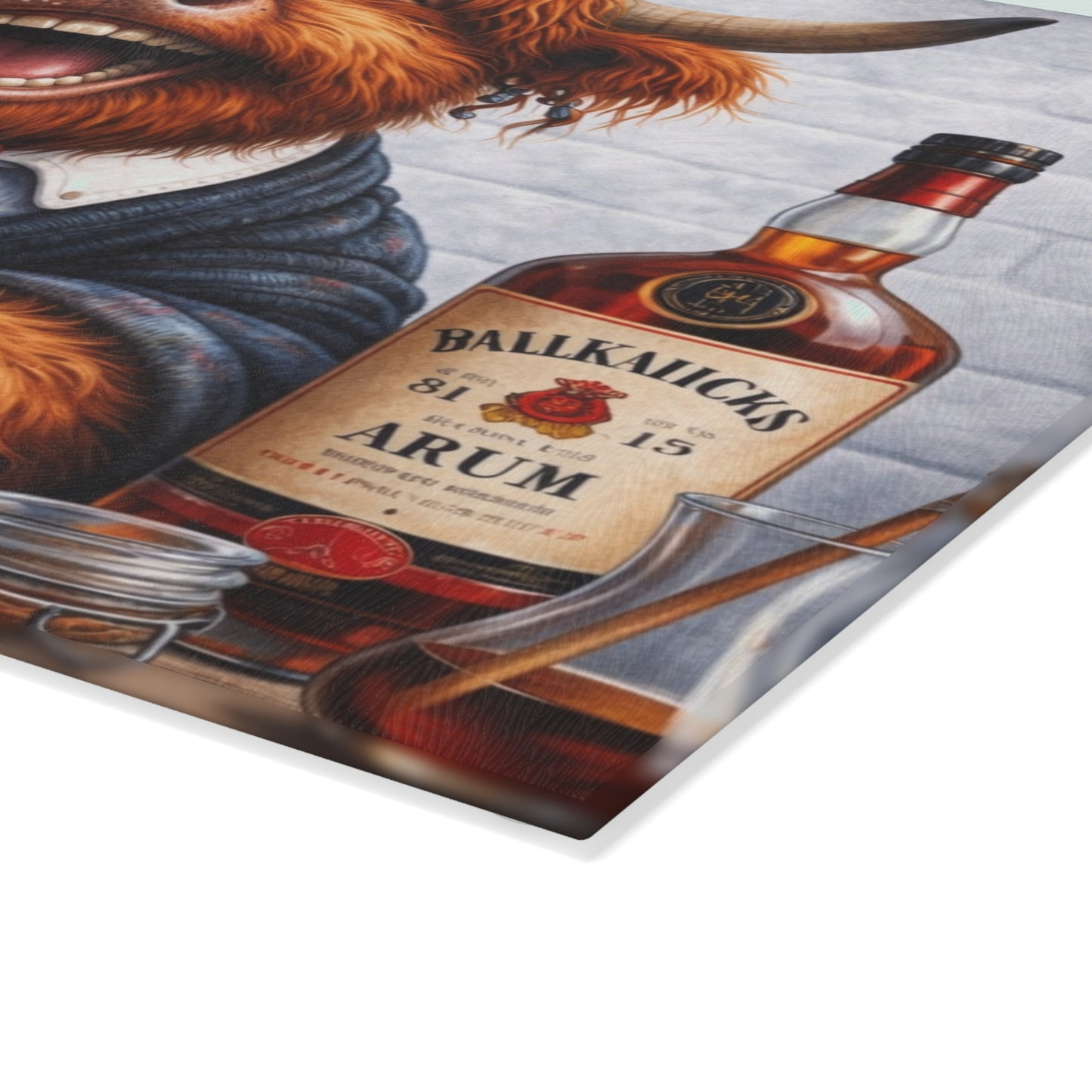 Smiling Highland Cow Whiskey Glass Cutting Board – Playful Farm Bar Art with Rustic Humor