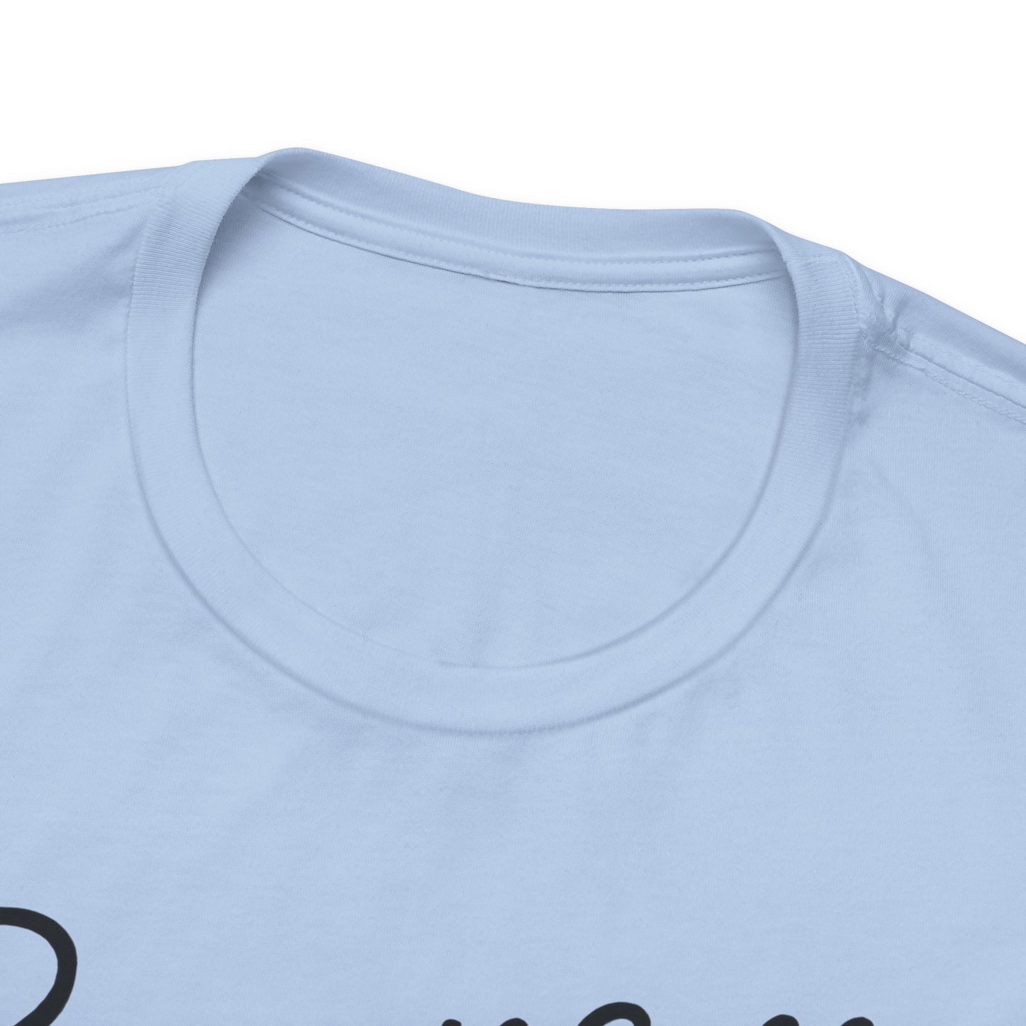 Camiseta Rosa “Beautifully Broken”: una camiseta empoderante con una elegancia suave
