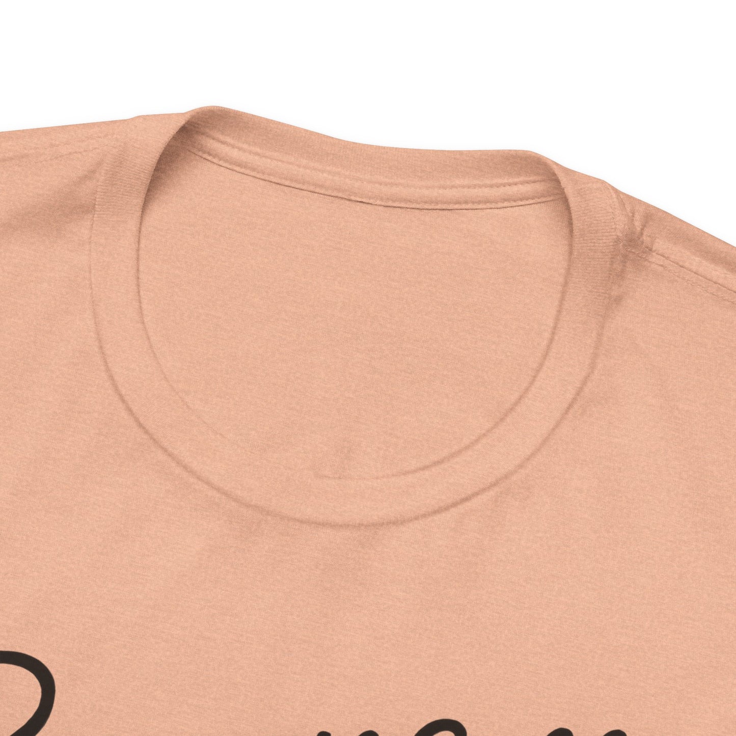 Camiseta Rosa “Beautifully Broken”: una camiseta empoderante con una elegancia suave