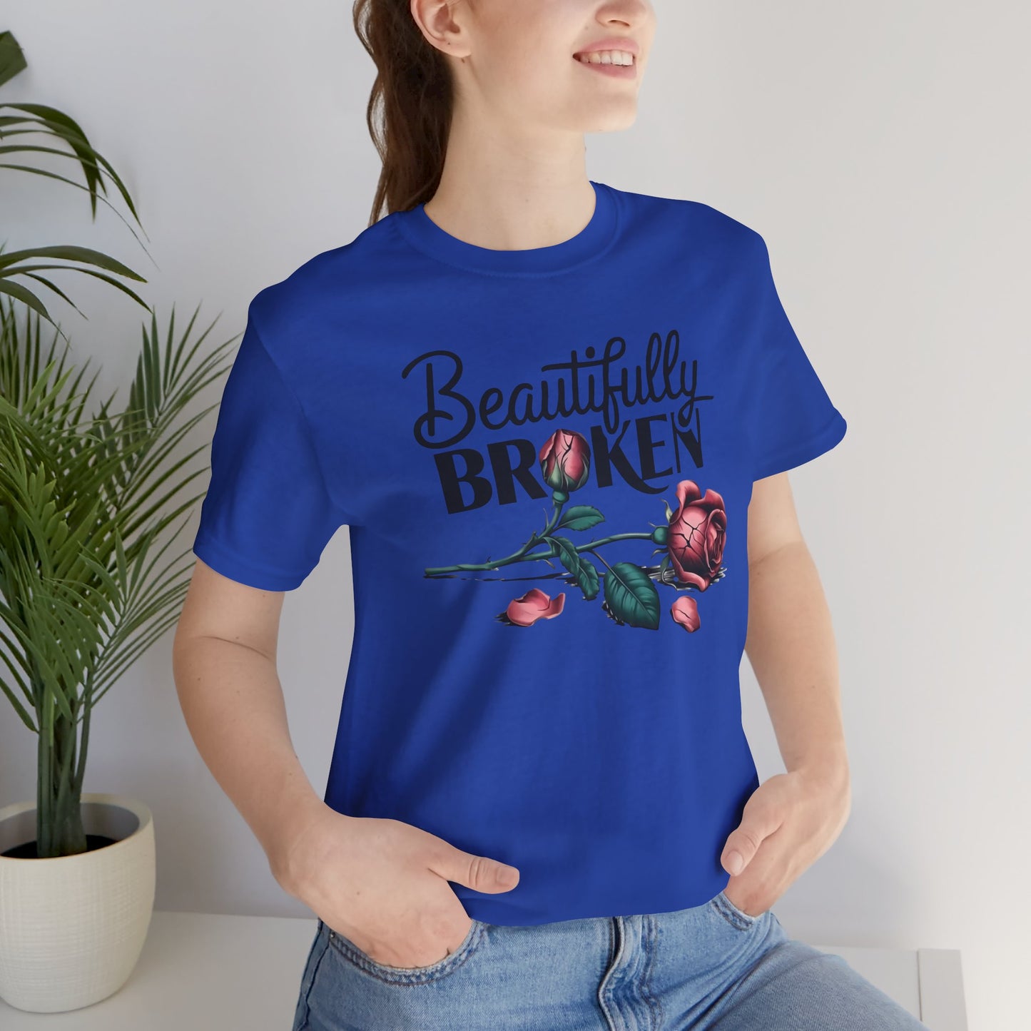 Camiseta Rosa “Beautifully Broken”: una camiseta empoderante con una elegancia suave