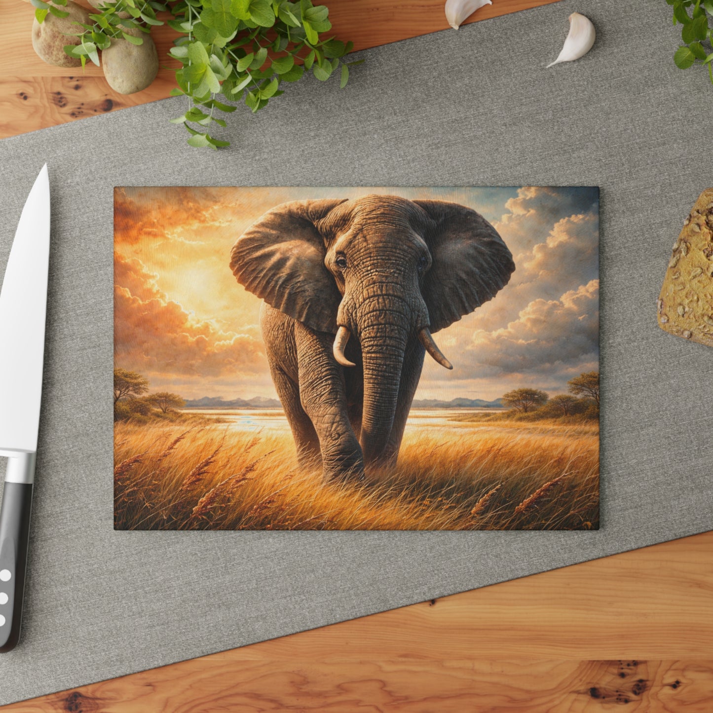 Majestic Elephant Sunset Savanna Glass Cutting Board – Bold Wildlife Landscape Kitchen Art