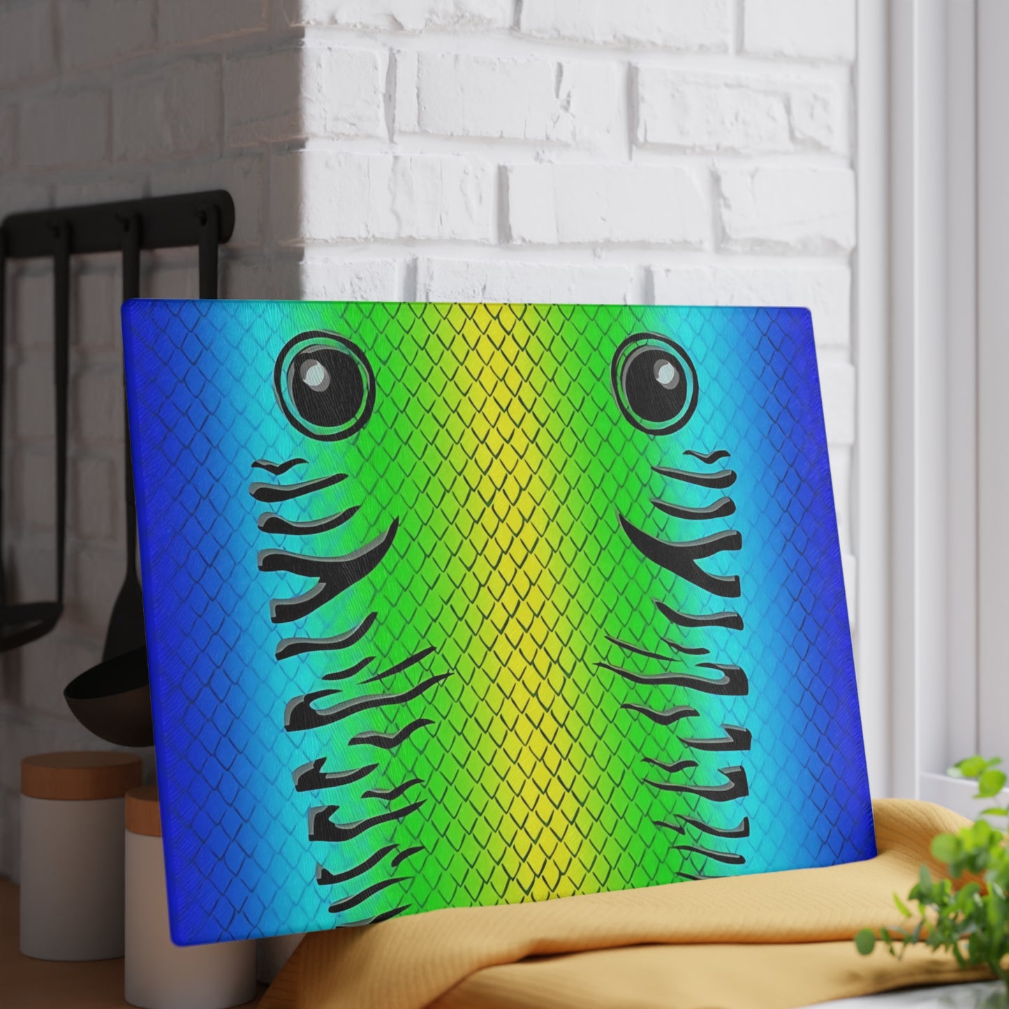 Vibrant Fish Face Glass Cutting Board – Bold Colorful Kitchen Artwork