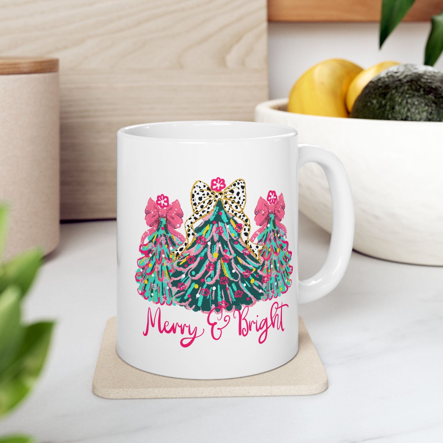 🎄 Merry & Bright Christmas Tree Mug – Glam Holiday Cheer in Every Sip ✨