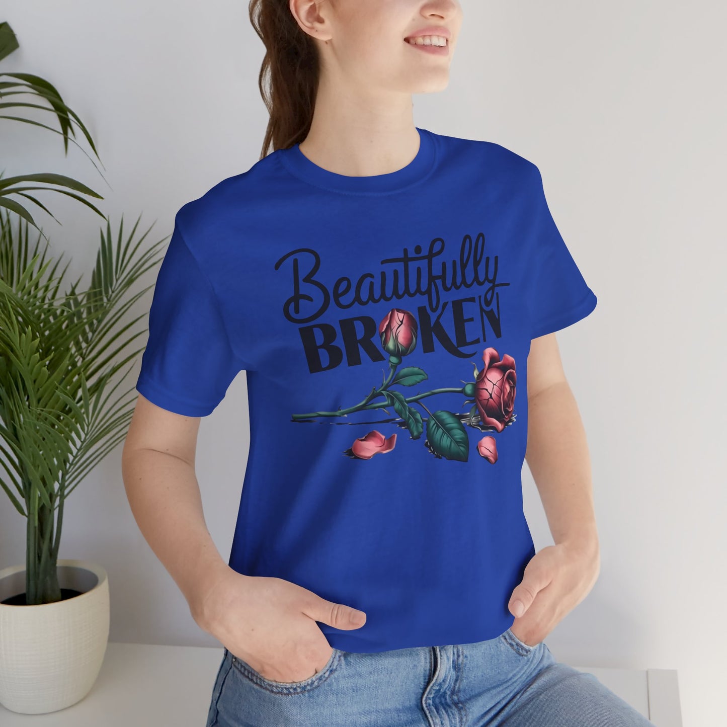 Camiseta Rosa “Beautifully Broken”: una camiseta empoderante con una elegancia suave