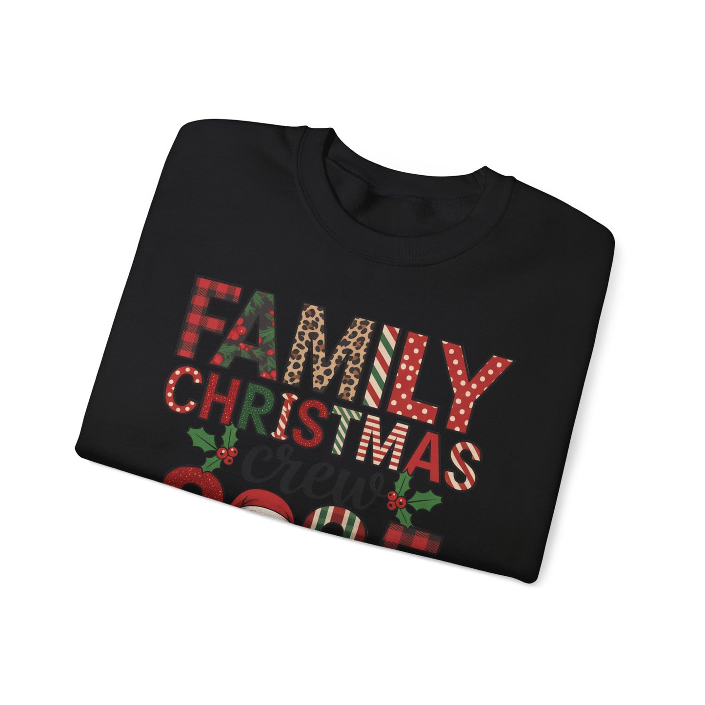 🎄👨‍👩‍👧‍👦 Family Christmas Crew 2025 Sweatshirt – Celebrate the Holidays Together 🎅✨