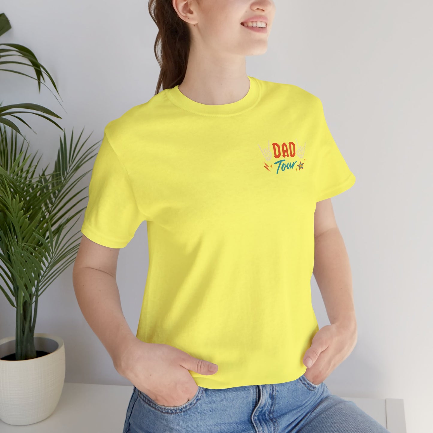 🎤 DAD TOUR – Camiseta divertida para papá inspirada en un concierto