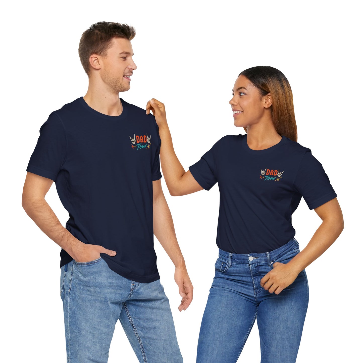🎤 DAD TOUR – Camiseta divertida para papá inspirada en un concierto