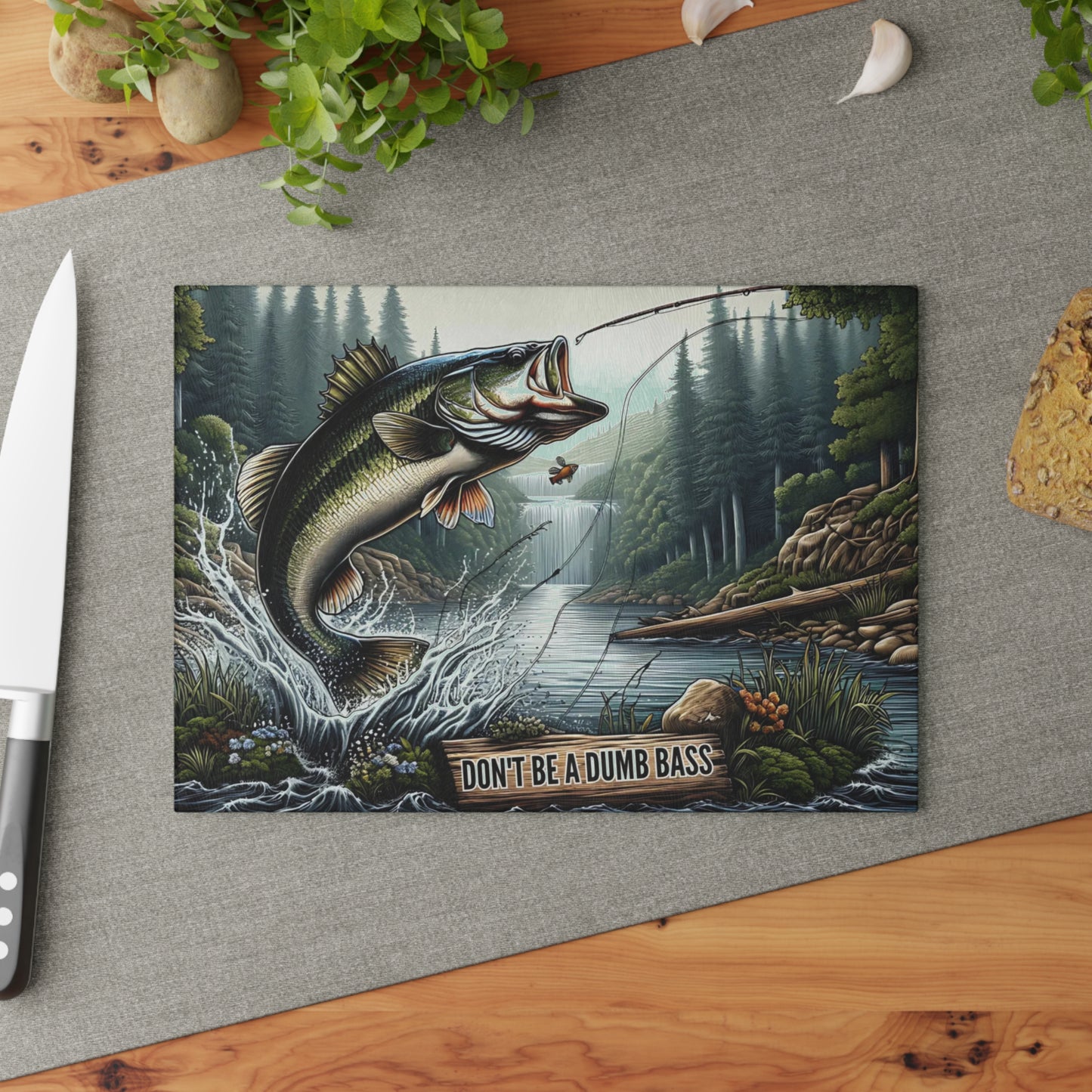 🎣🐟 Don’t Be a Dumb Bass Cutting Board – Funny Fishing Gift & Rustic Cabin Kitchen Décor 🇺🇸🌲