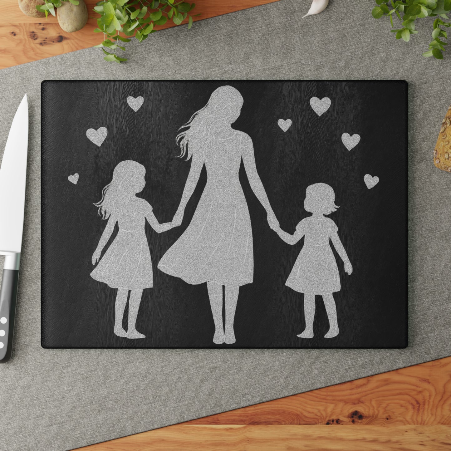 👩‍👧‍👧✨ Motherhood Silhouette Cutting Board – Heartfelt Love for Your Kitchen 💖🌸