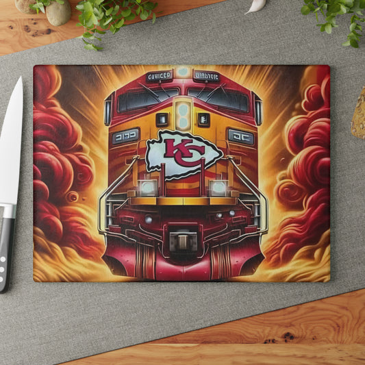 Tabla de cortar de vidrio Express roja y dorada: exhibición de cocina con un llamativo diseño de tren