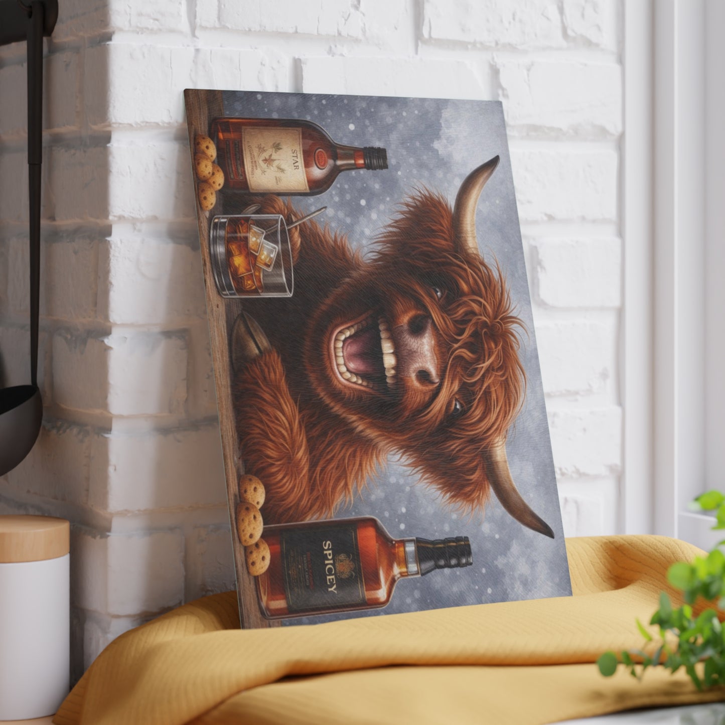 Laughing Highland Cow Bar Glass Cutting Board – Playful Farm Humor Art with Cozy Pub Style