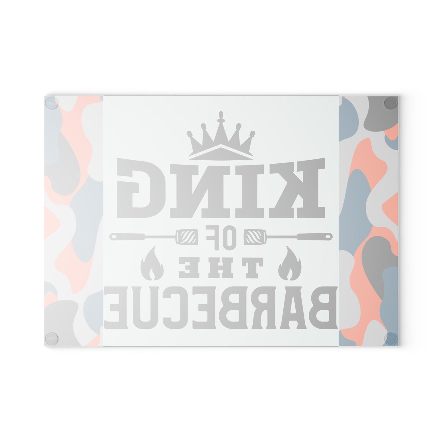 Tabla de cortar de vidrio KING OF THE BARBEQUE – Camuflaje con corona y espátulas 🍖