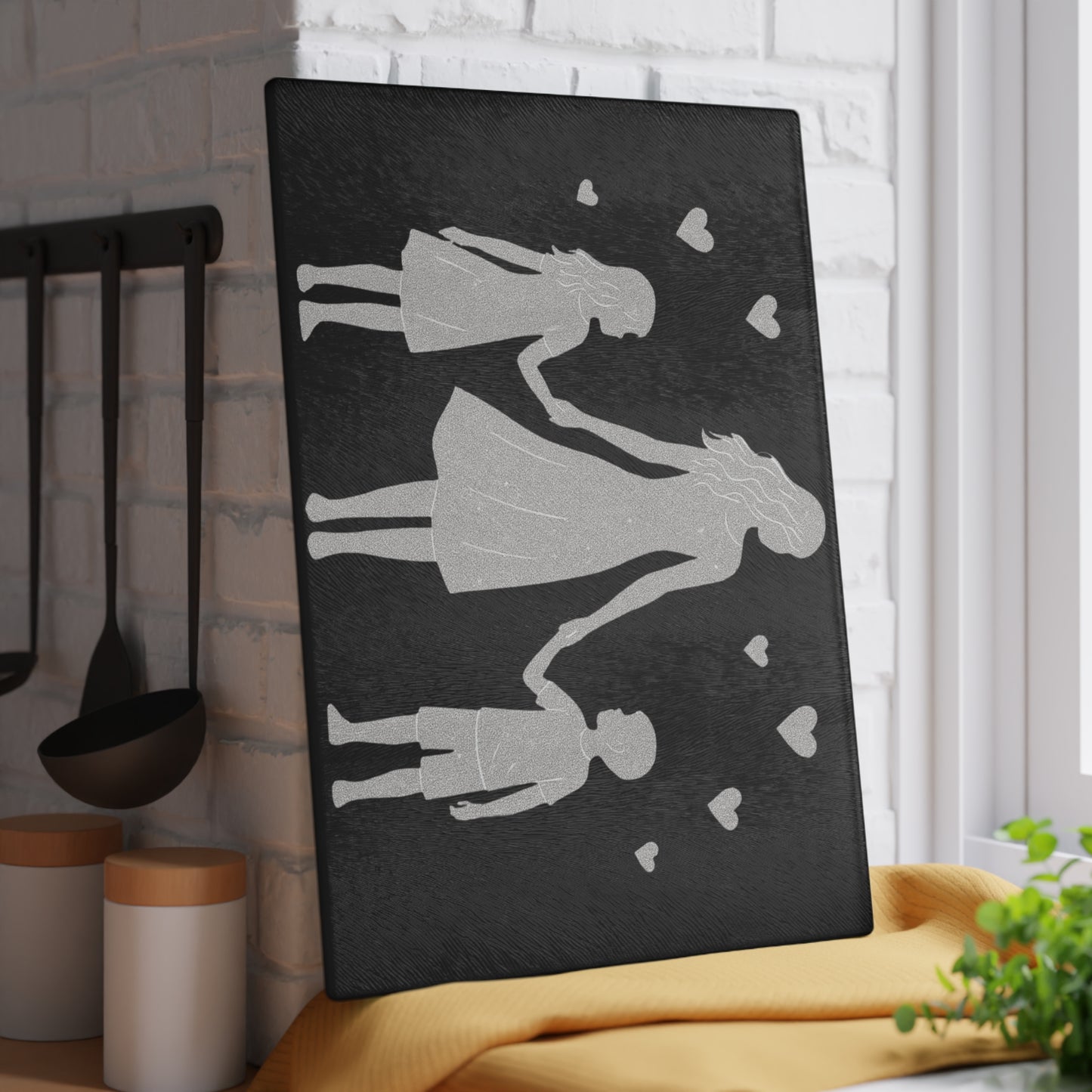 👩‍👧‍👦✨ Mother & Children Silhouette Cutting Board – A Timeless Family Keepsake 💖🌟