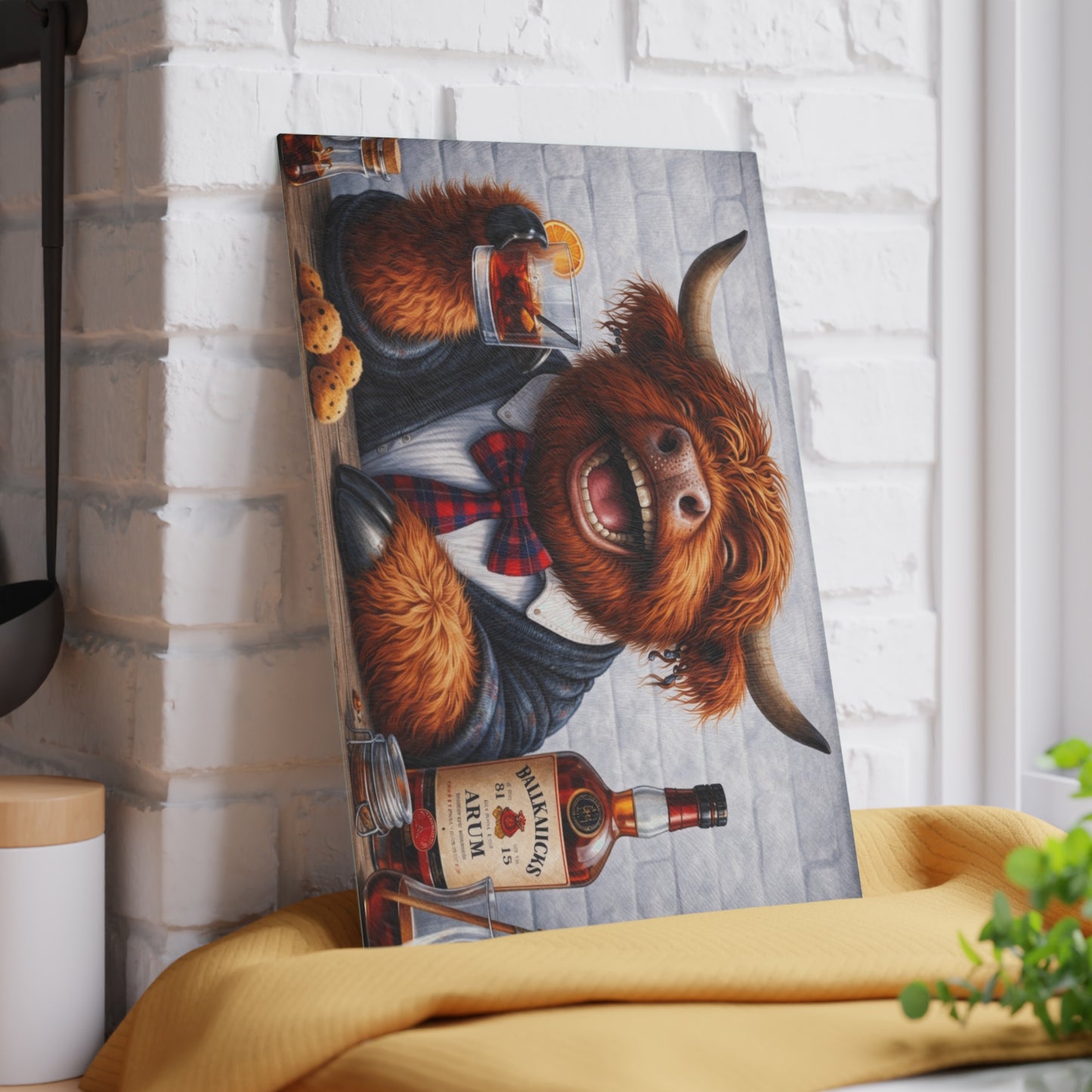 Smiling Highland Cow Whiskey Glass Cutting Board – Playful Farm Bar Art with Rustic Humor