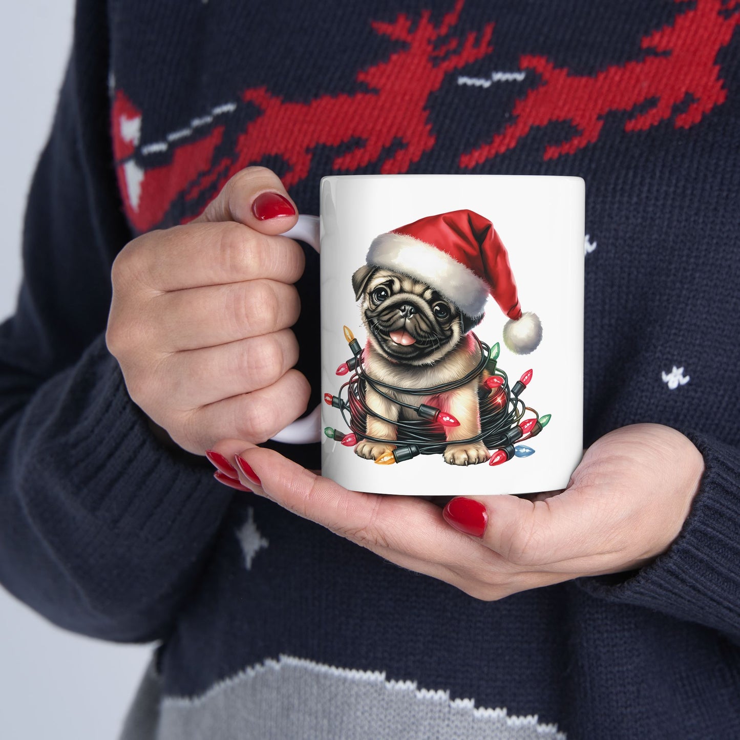 🎄 Pug Christmas Mug – Festive Santa Hat & Tangled Lights Delight 🎁