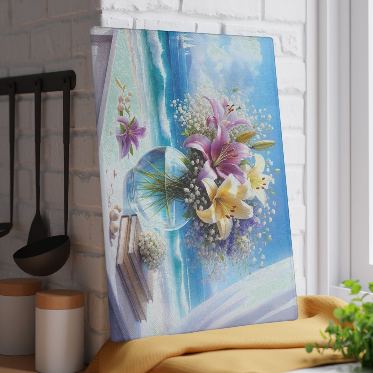Tabla de cortar Ocean Breeze Lily: elegante decoración de cocina con escena playera floral