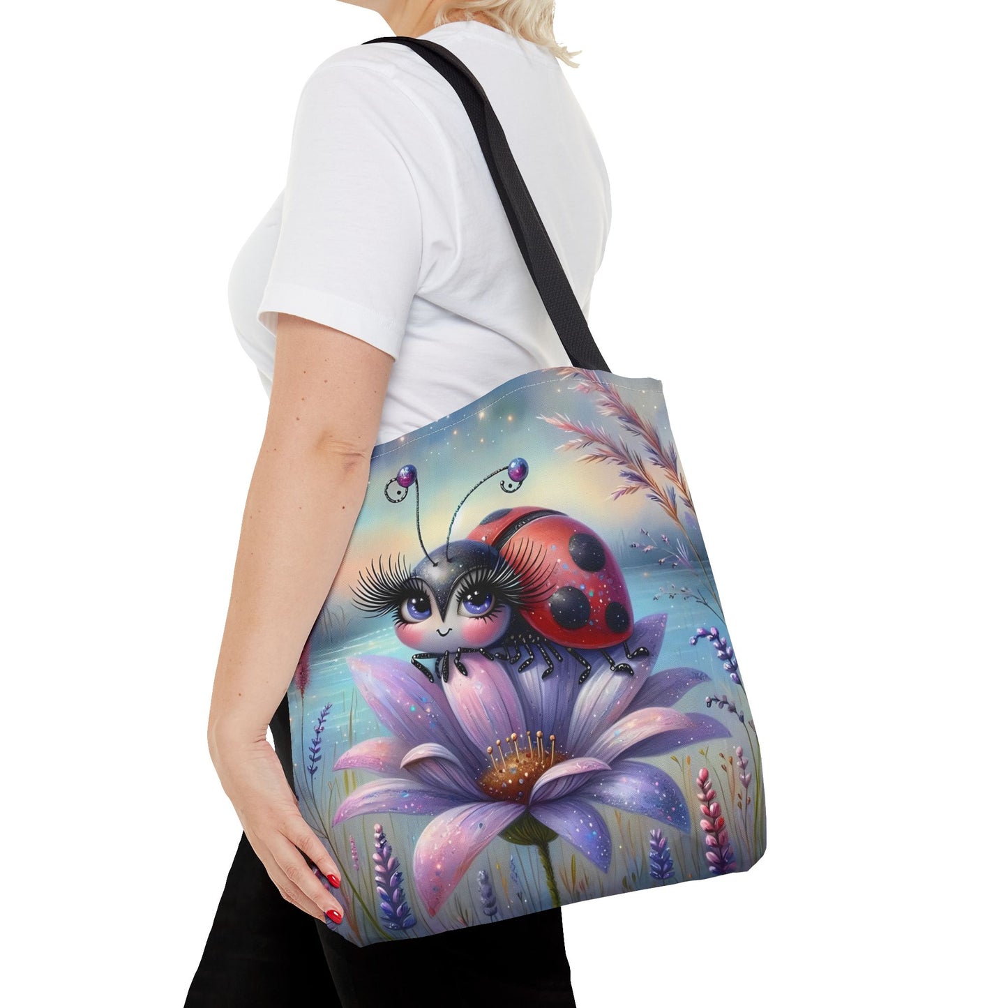 🐞 Mariquita sobre una flor junto al lago – Bolsa de tela inspirada en la naturaleza