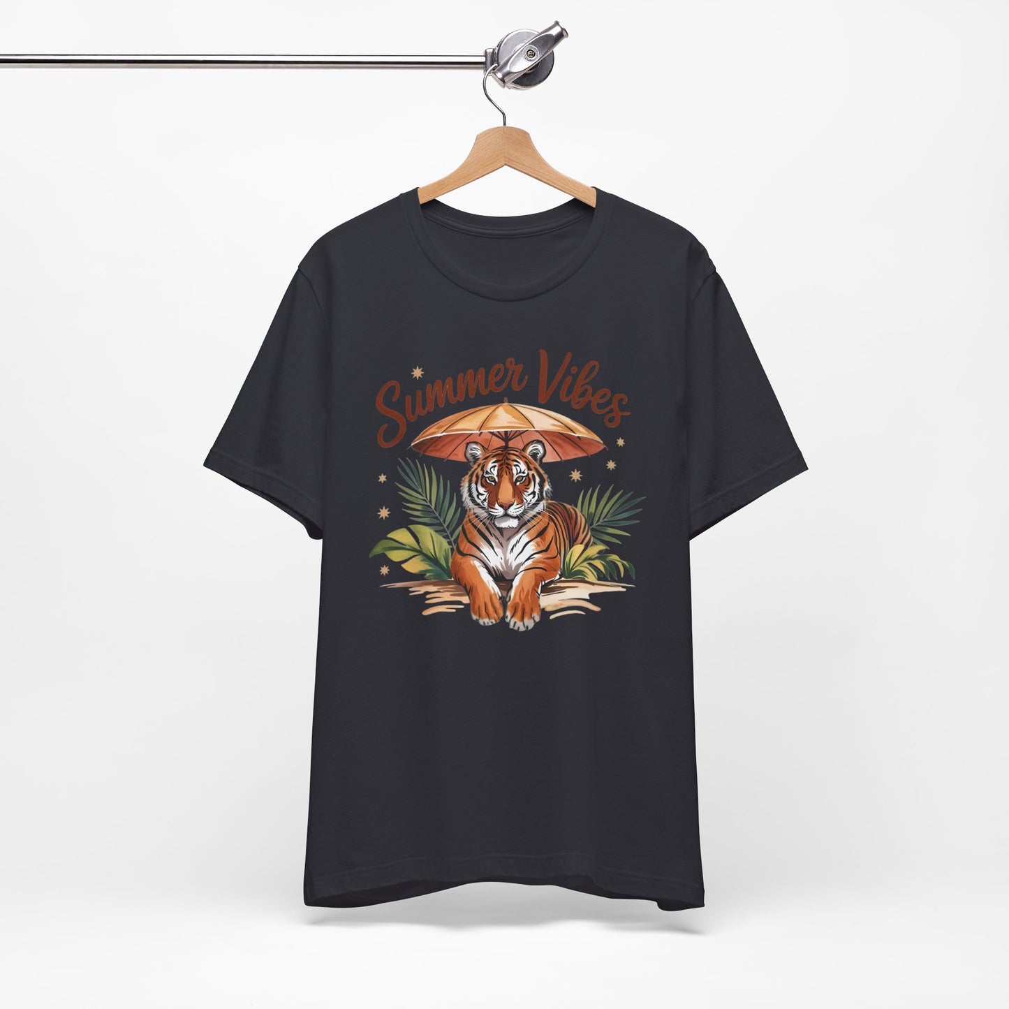 Camiseta Summer Vibes Tiger – Gráfico de palmeras de la selva con paraguas | Múltiples opciones de color
