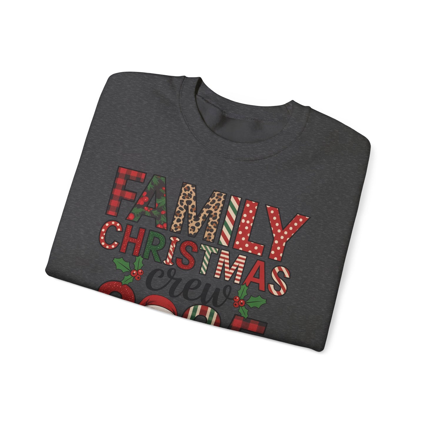 🎄👨‍👩‍👧‍👦 Family Christmas Crew 2025 Sweatshirt – Celebrate the Holidays Together 🎅✨
