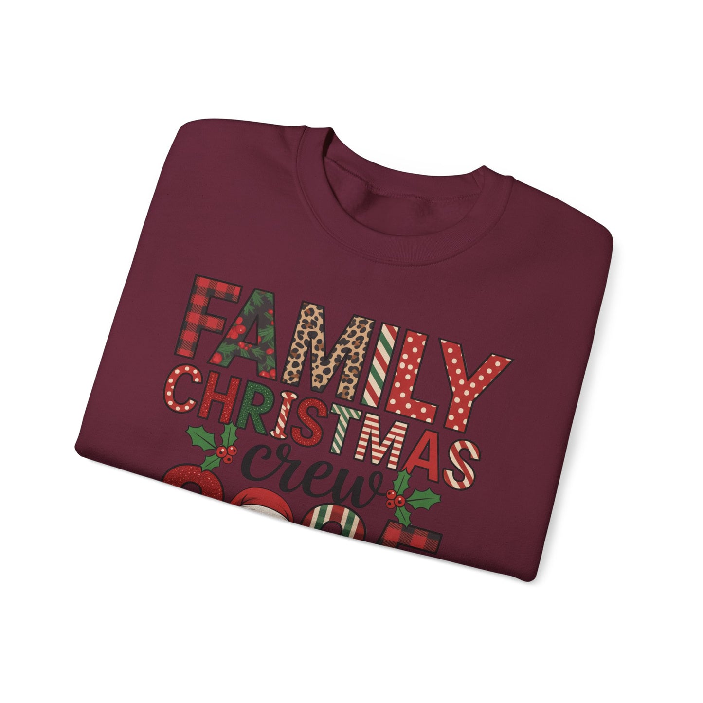 🎄👨‍👩‍👧‍👦 Family Christmas Crew 2025 Sweatshirt – Celebrate the Holidays Together 🎅✨