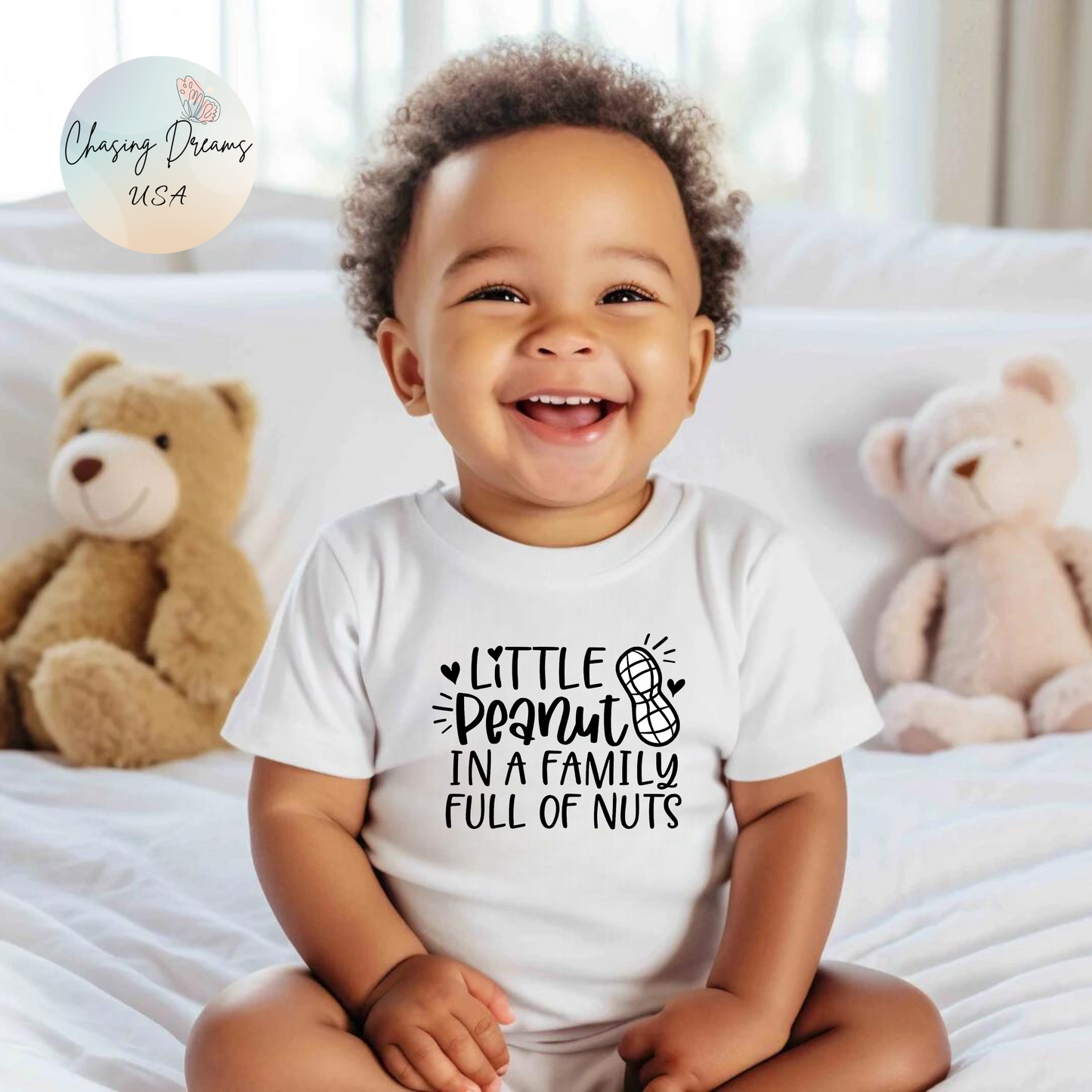 Body de bebé "Pequeño Maní en una Familia Llena de Frutos Secos": Divertido body con diseño de maní y corazón