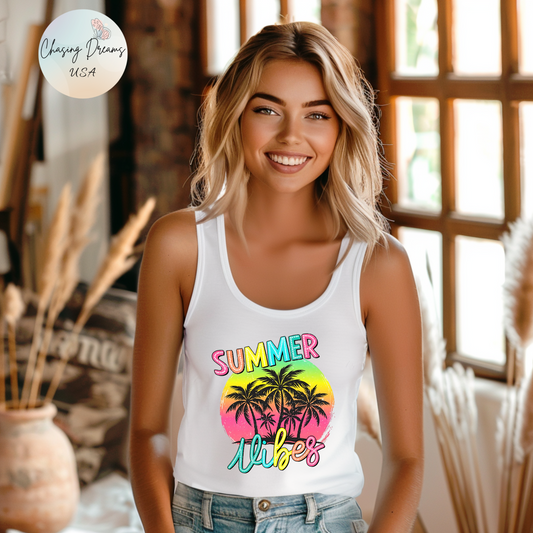 Camiseta de tirantes con espalda nadadora Summer Vibes – Estampado de palmeras | Camiseta de verano para mujer | Solo en blanco