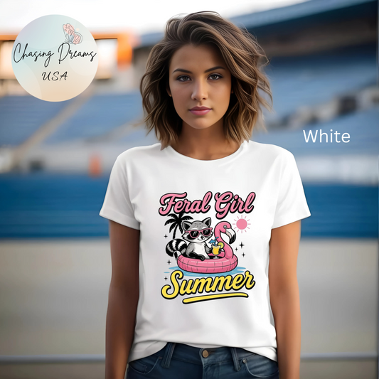 Camiseta de verano para chica salvaje: Mapache divertido con vuelo | Camiseta de verano para mujer