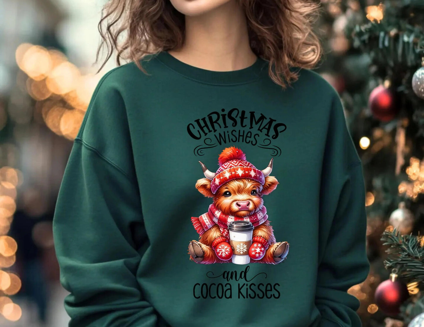 🎄☕🐮 Christmas Wishes and Cocoa Kisses Sweatshirt – Cozy Highland Cow Holiday Sweater ❄️❤️