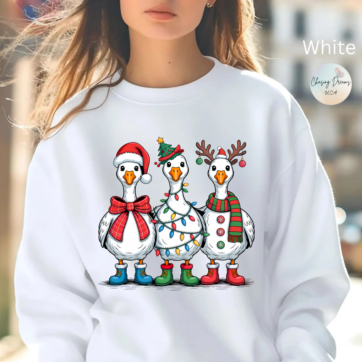 🪿🎄 Festive Goose Trio Sweatshirt – Whimsical Holiday Cheer in Cozy Style