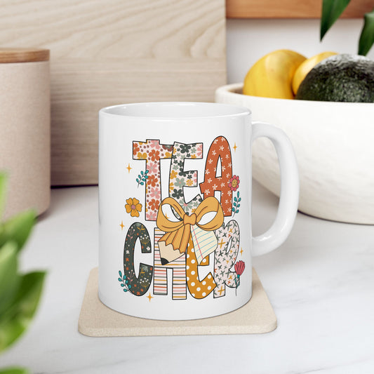 🍎 Teacher Floral Mug – Retro Vibes & Classroom Style in Every Sip 🌼