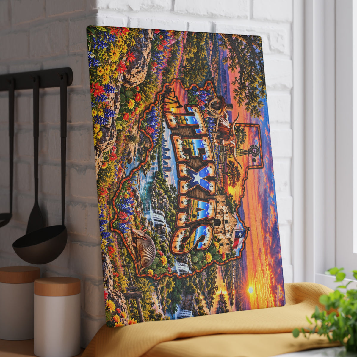 Texas Glass Cutting Board – Texas State Map, Longhorn, Alamo, Bluebonnets, Waterfalls & Sunset Kitchen Décor
